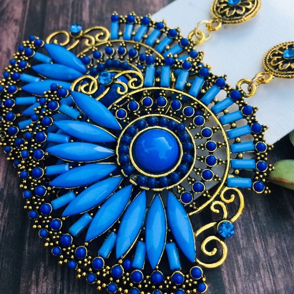 large blue rhinestone statement earrings - Picture 5 of 5